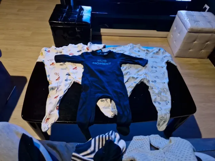 Lot 4 Pyjamas léger avec pieds - photo numéro 2