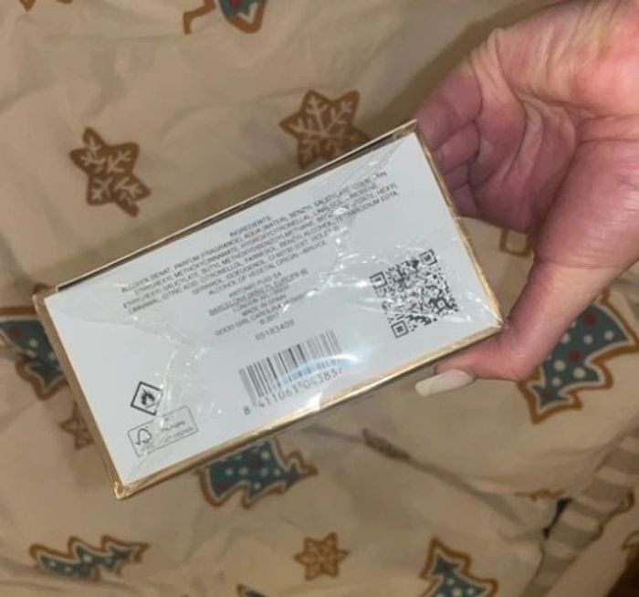 Girl Carolina Herrera Parfum - photo numéro 4