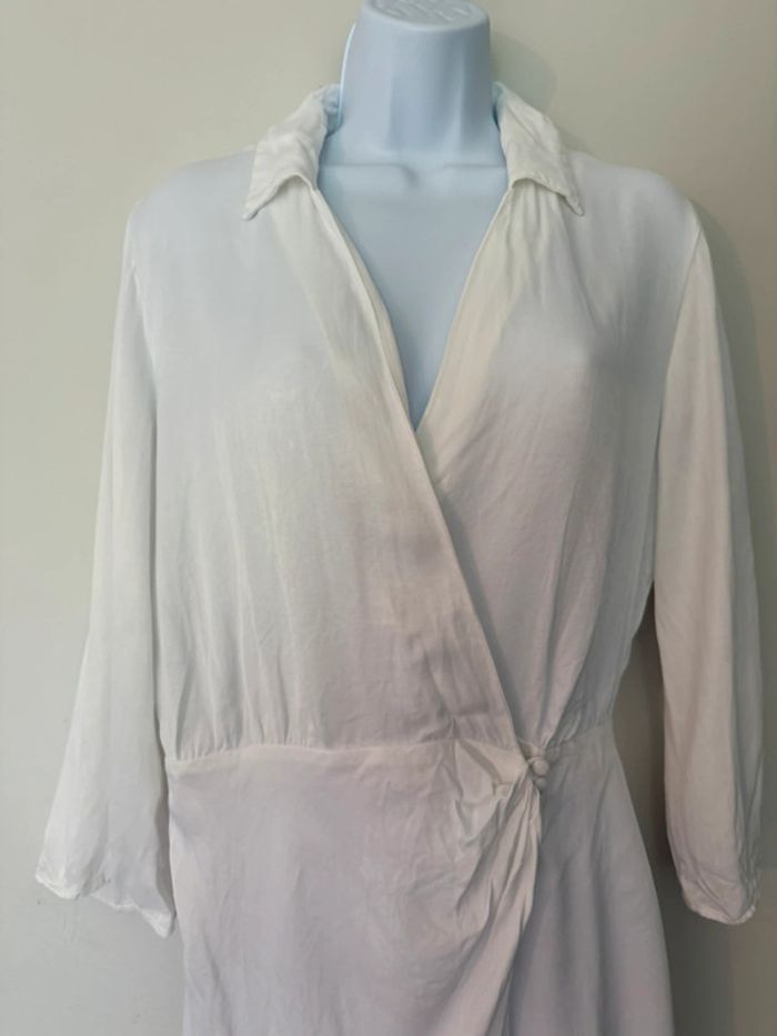 Robe blanche cache cœur Zara - photo numéro 3