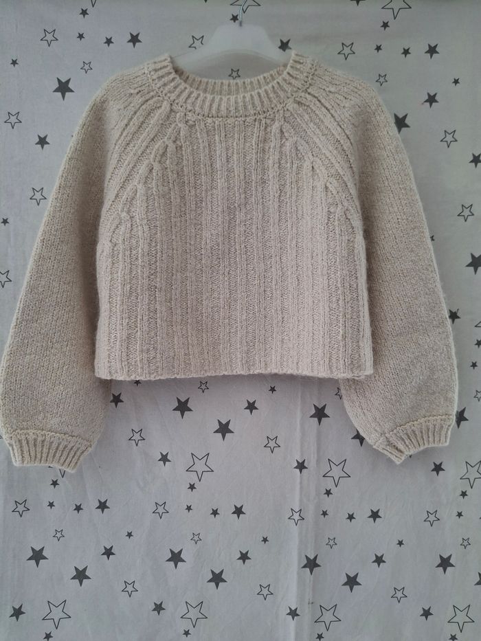 Pull croptop blanc cassé noté 13 14 ans mais taille 12 ans Zara - photo numéro 2