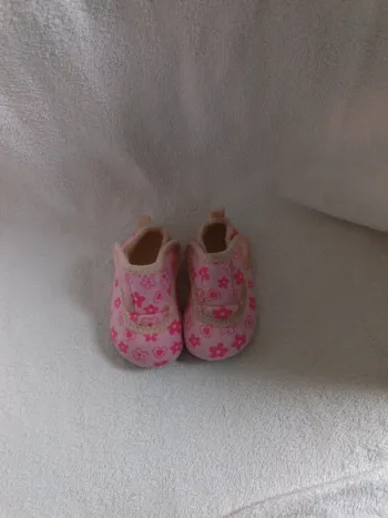 Chaussons rose 24-25