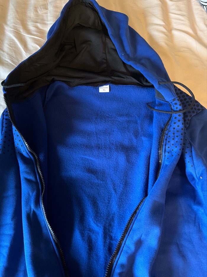 Gilet bleu - photo numéro 2