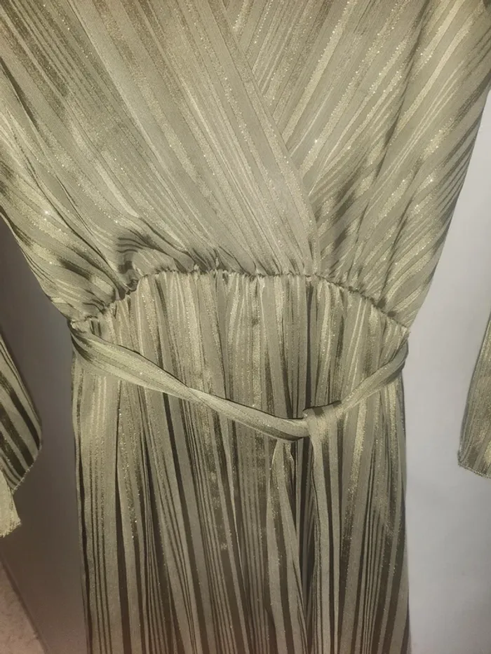 Robe verte - photo numéro 2