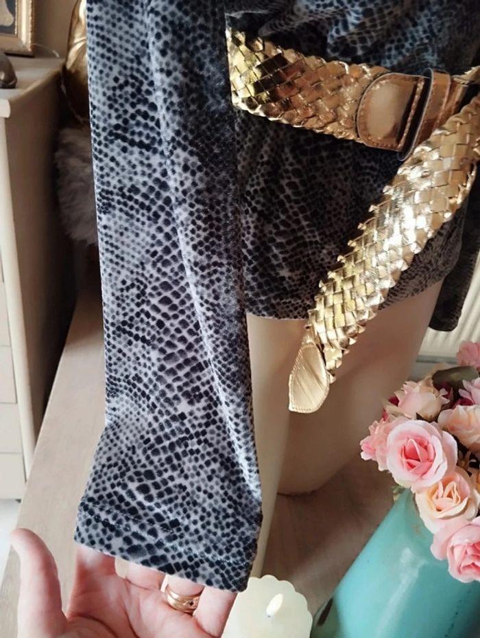 🌿Top Velours Imprimé Python Manoukian T36🌿 - photo numéro 5