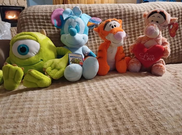 Peluches diverses licences