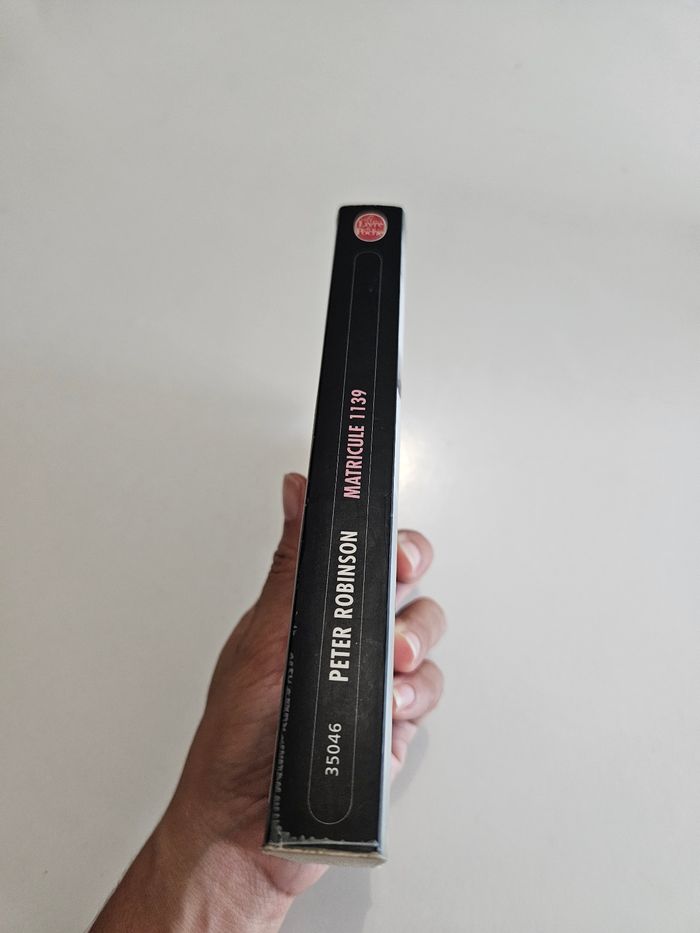 Peter Robinson: Tome 3 "Matricule 1139" - photo numéro 6