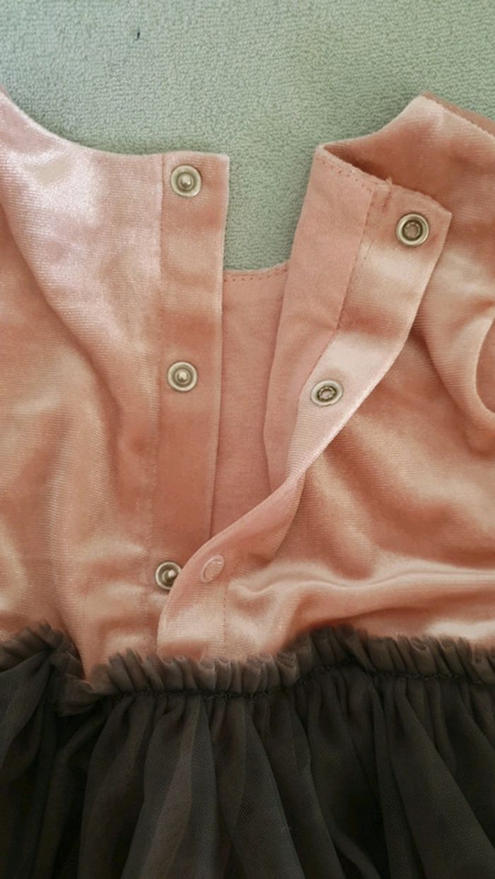 Robe tulle sans manche - photo numéro 4