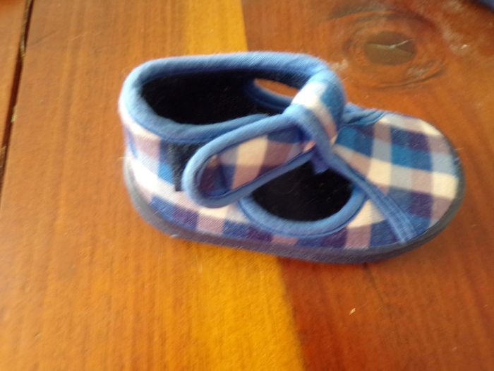 Pantoufles a scrath Pointure 19 - photo numéro 2