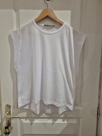 T shirt sans manches L