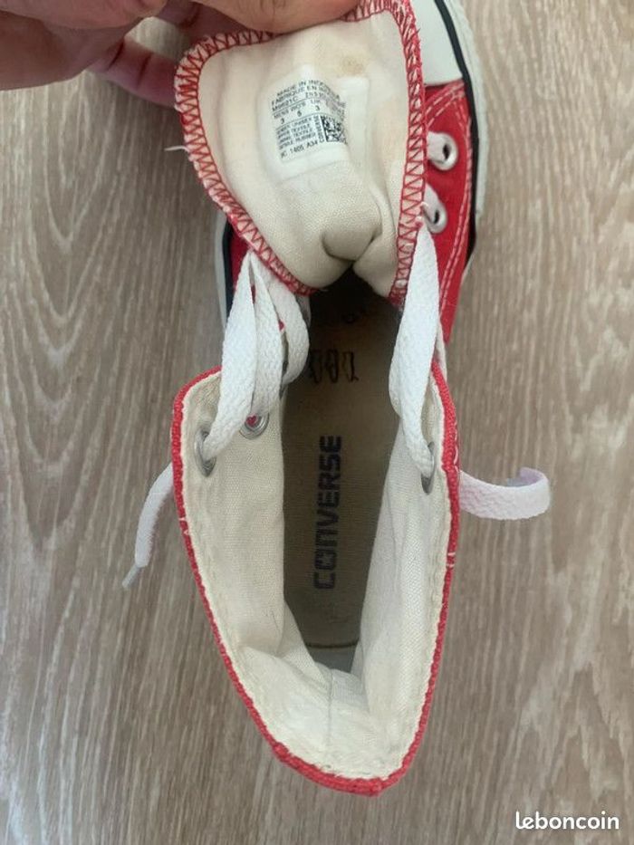 Paire de Converse haute rouge 35 - photo numéro 4