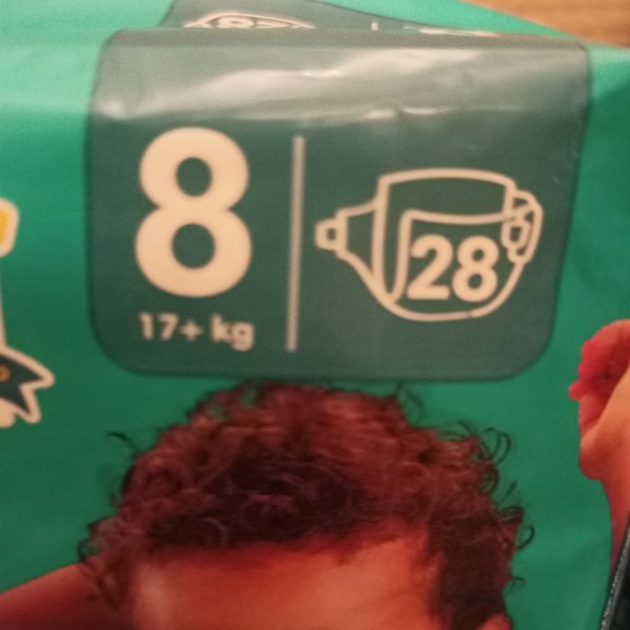 Lot Pampers baby dry taille 8 (168 couches) - photo numéro 2