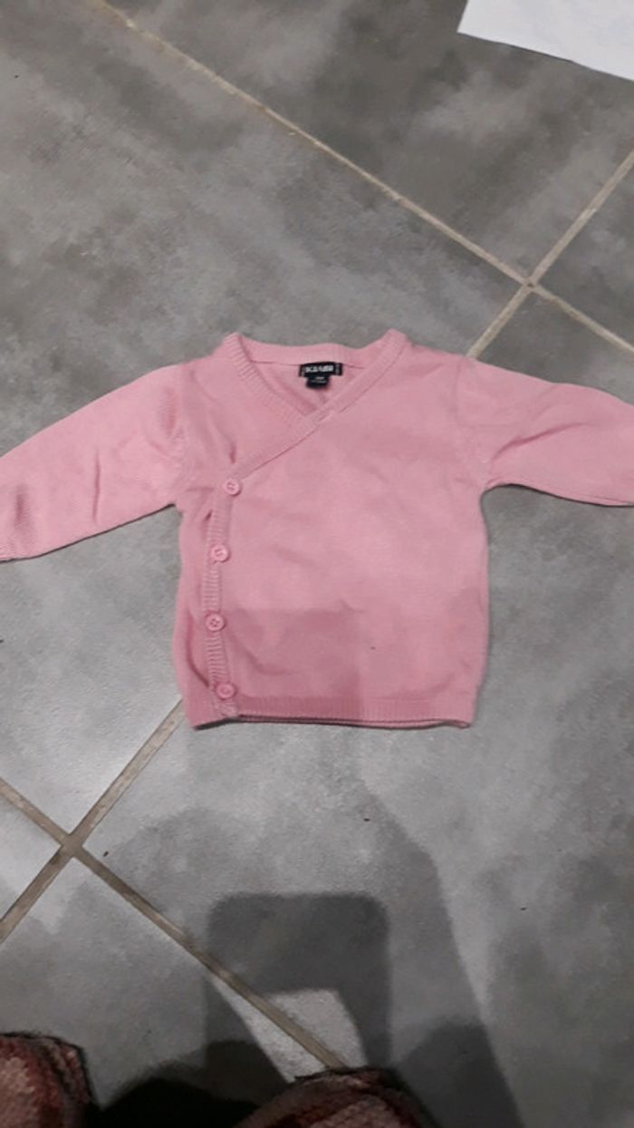 Gilet taille naissance excellent état