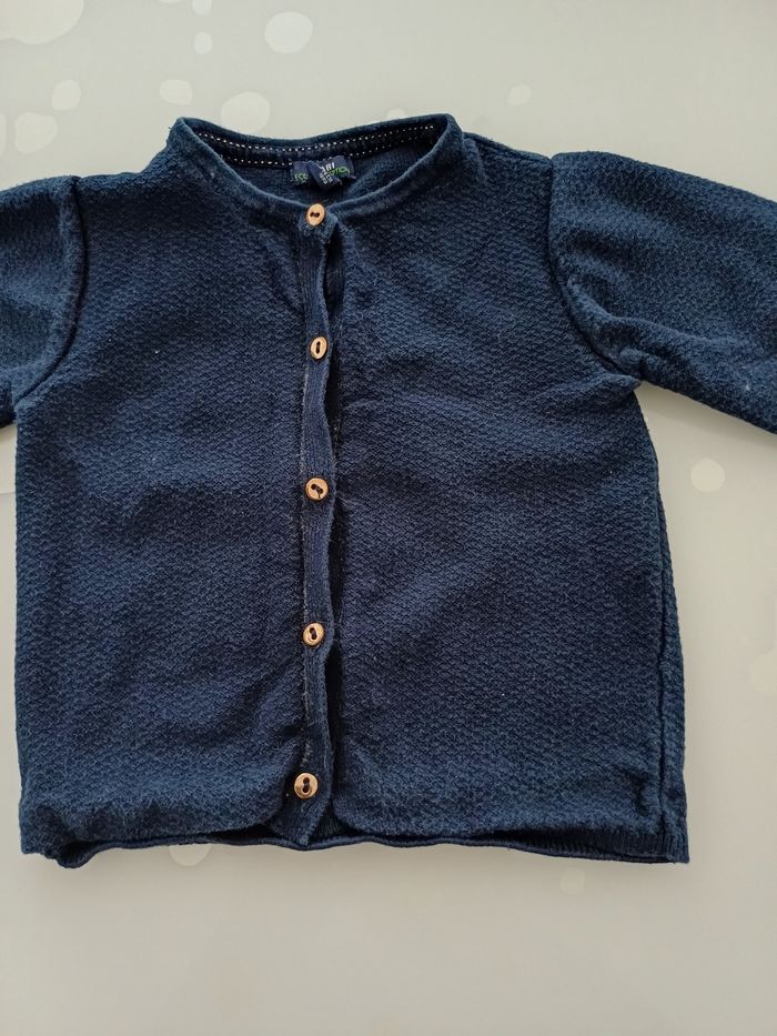 Gilet taille 12 mois - photo numéro 2