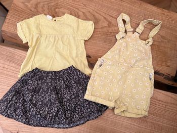 Ensemble marguerite fleurs kiabi Zara 3 4 ans 3-4  Little cigogne salopette short été jupe t-shirt