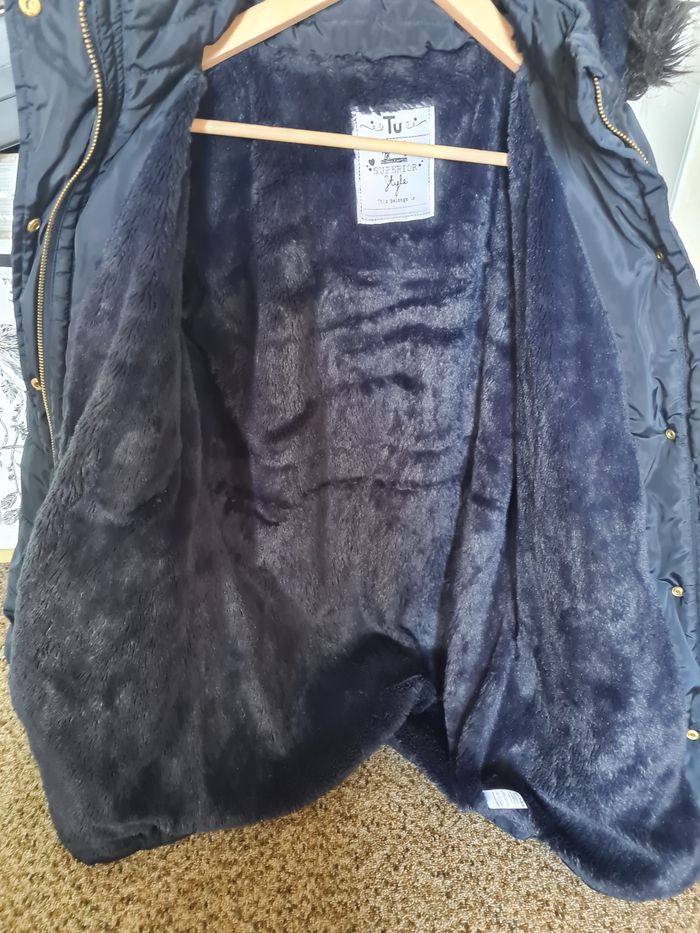 Manteau doudoune avec capuche fille taille 11-12 ans très chaud - photo numéro 3