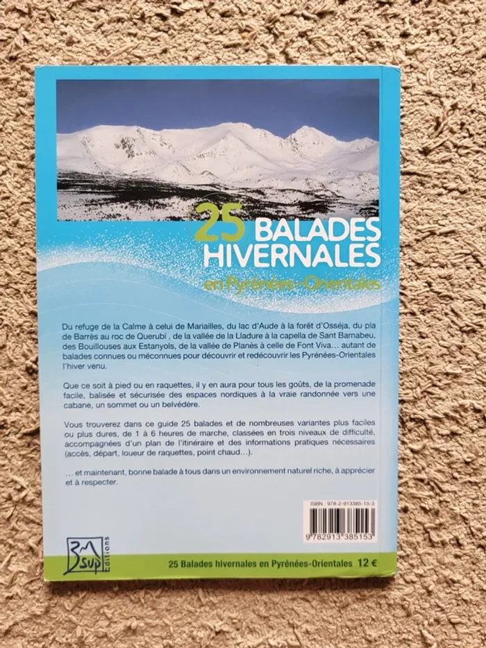 Livre "25 balades hivernales à pied ou en raquettes" - Pyrénées Orientales - photo numéro 2