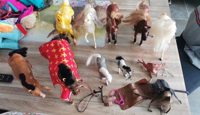 Lot jouet chevaux - photo numéro 3