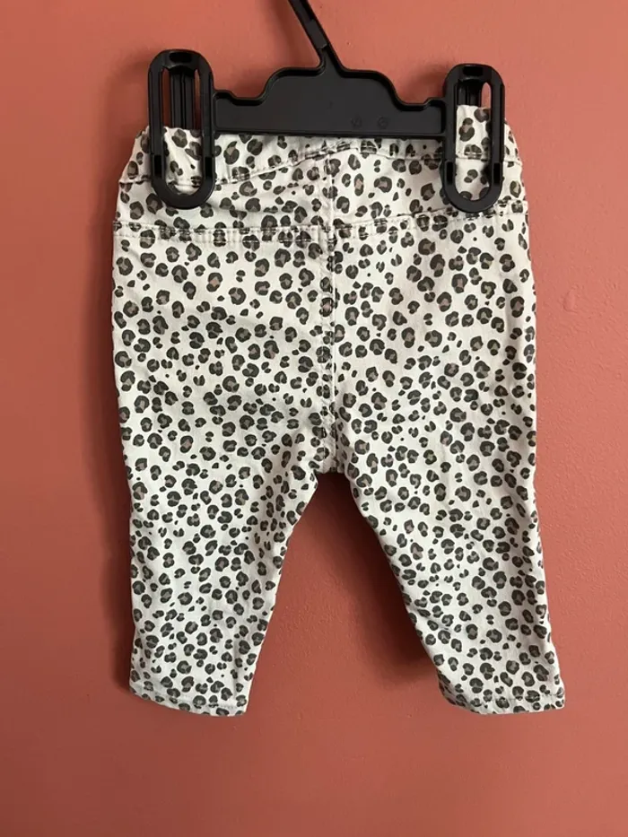 Pantalon « jean » imprimé léopard - photo numéro 2