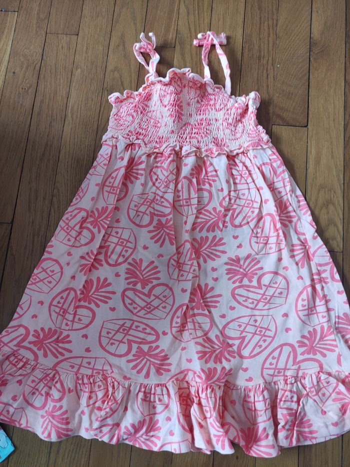 Robe a bretelles