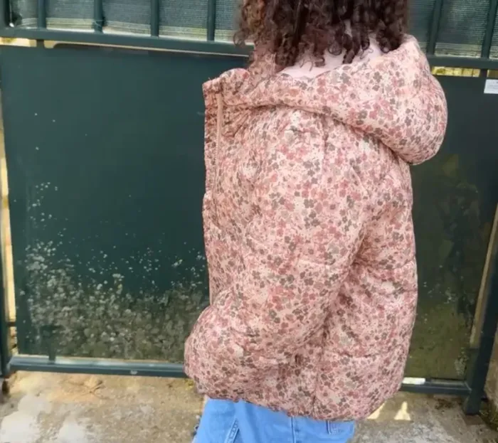 Doudoune rose à fleur H&M 4/6 ans très bon état - photo numéro 8