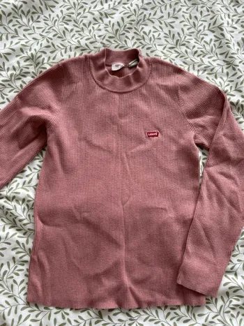 Pull levis