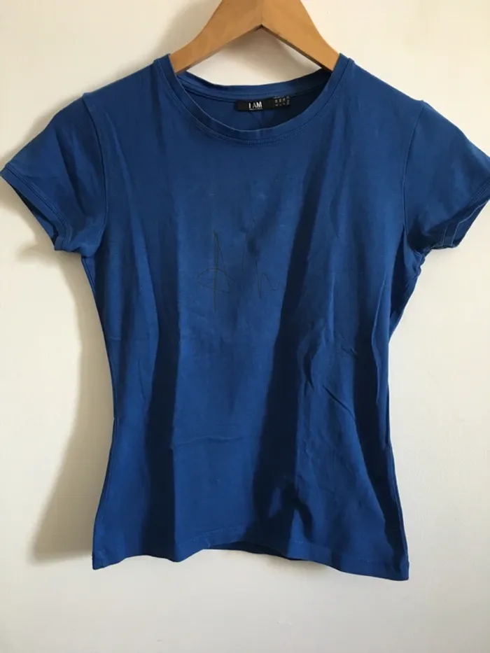 T shirt bleu