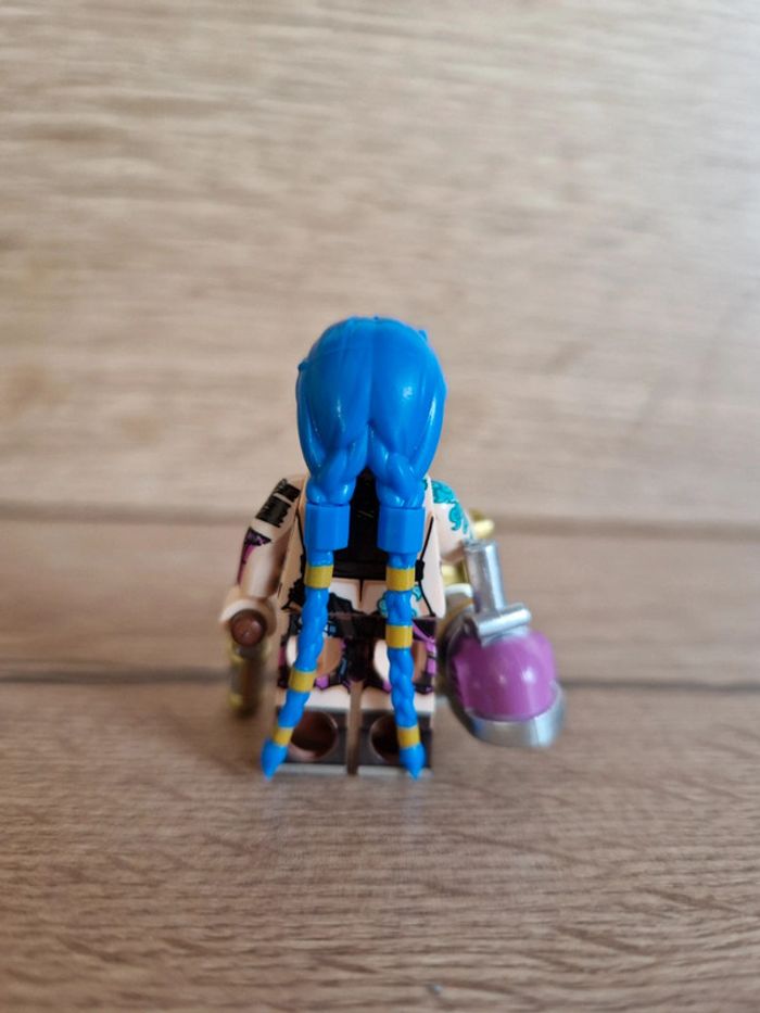 Figurine type lego Jinx League Of Legends - photo numéro 3