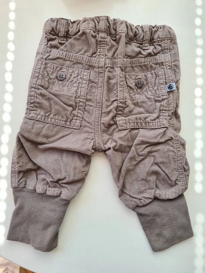 Pantalon Petit Bateau marron, élastique et bouton à la taille, élastique aux chevilles, bébé 3 mois - photo numéro 2