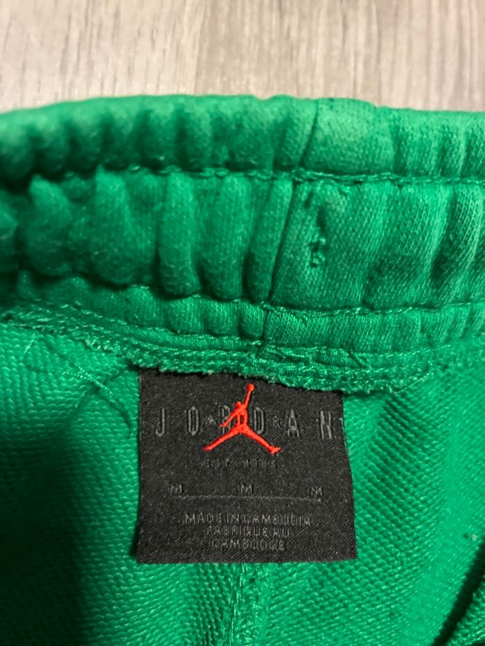 Short JORDAN taille M - photo numéro 4