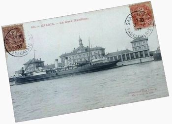 Carte postale ancienne  Calais (Pas-de Calais)  La Gare Maritime