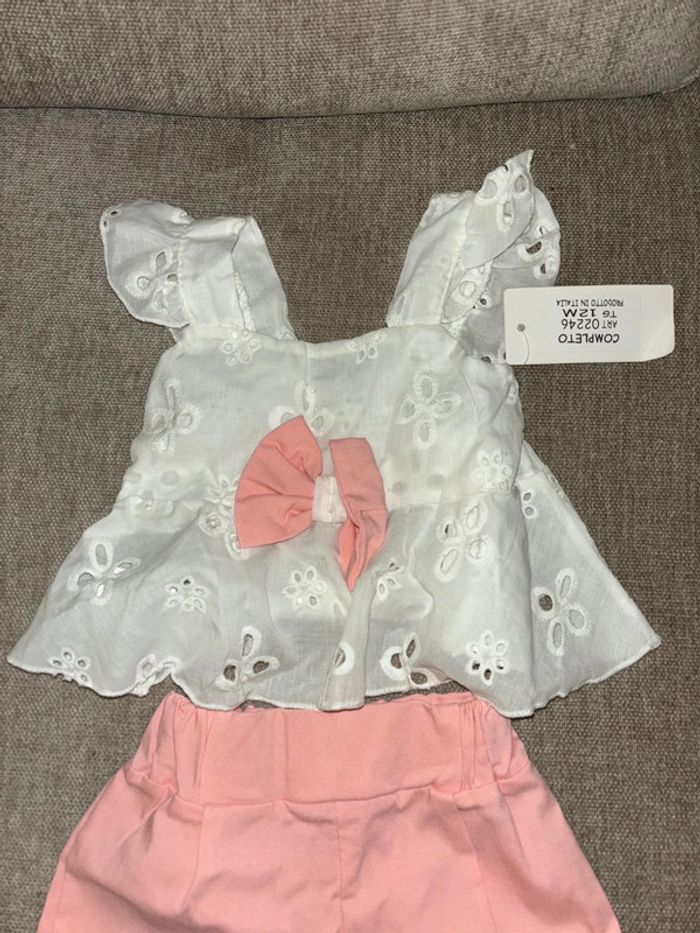 Ensemble bébé fille neuf haut et short taille 12 mois - photo numéro 2