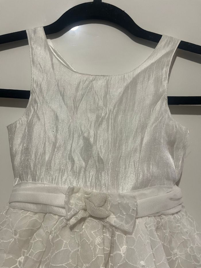 Robe orchestra très bon état taille 4 ans - photo numéro 3