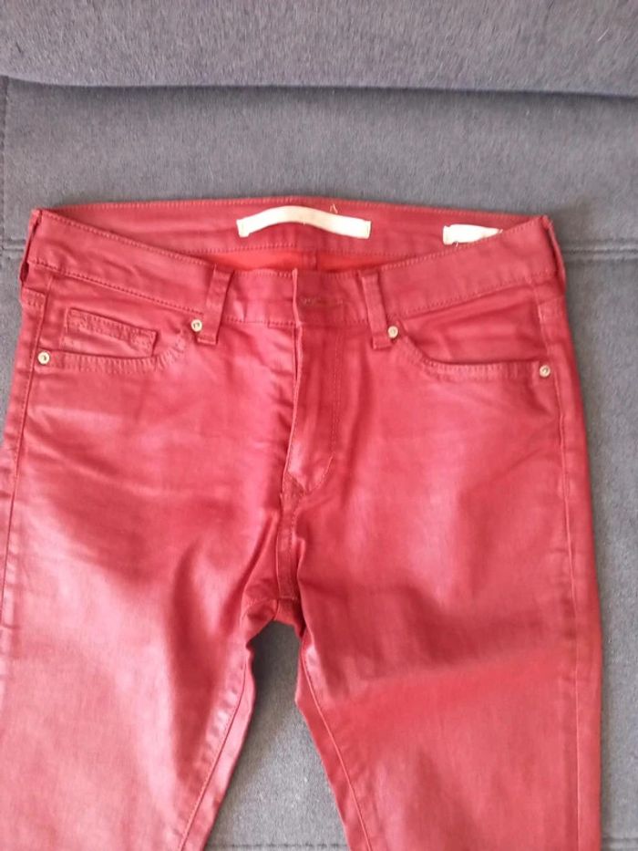 Pantalon rouge - photo numéro 2