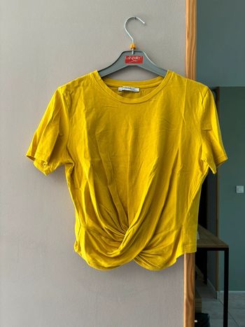 T shirt jaune moutarde croisé