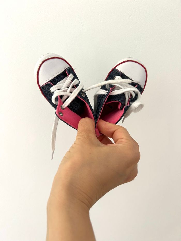 Lot chaussures bébé fille taille 3/6mois - photo numéro 9