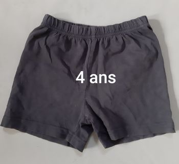Short léger gris fille - 4 ans