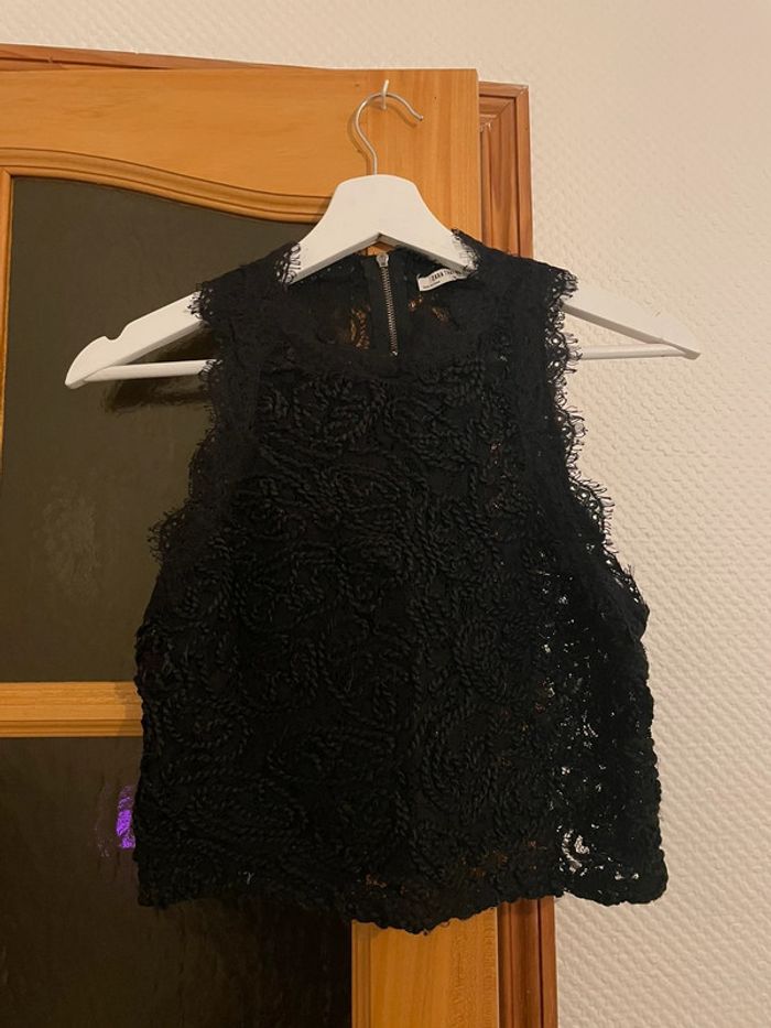 Lot de blouses en dentelle - photo numéro 2