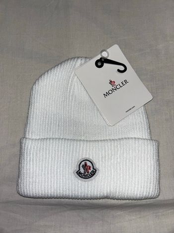 Bonnet Moncler blanc 
