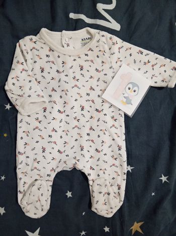 Pyjama blanc fleurie _ 1 mois