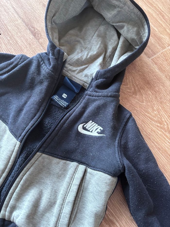 Veste Nike - photo numéro 2