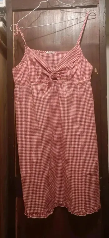 Haut rose avec noeud