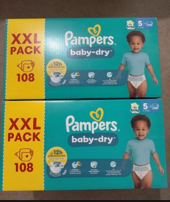 2 Pack 216 Couches pampers baby dry taille 5 neuf