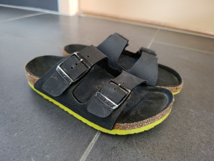 Sandales Birkenstock Arizona cuir enfant - photo numéro 1