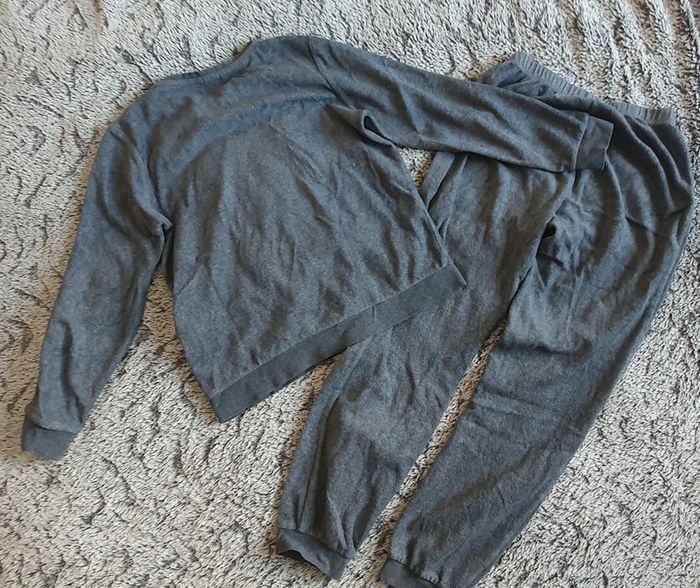 Pyjamas en velours Kiabi - 10 ans - photo numéro 2