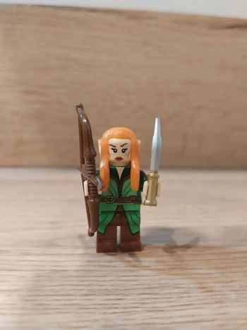 Figurine type lego Elfe Tauriel seigneur des anneaux