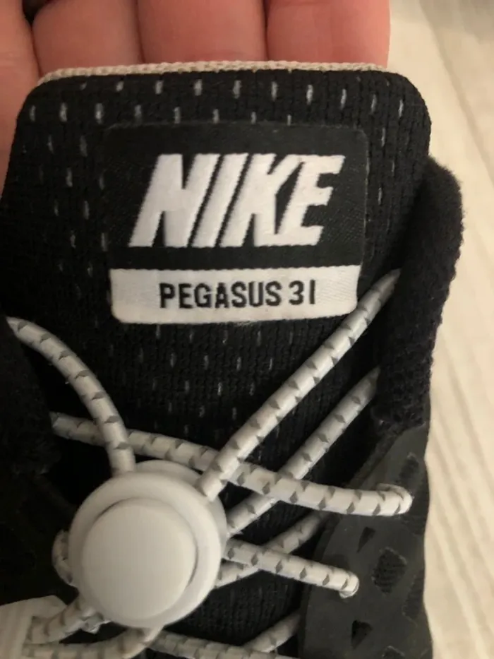 Nike Pegasus 31 taille 44 - photo numéro 4