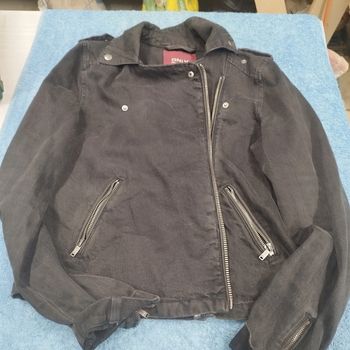 Veste noire