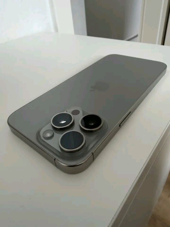 Iphon 15 pro max.. - photo numéro 5