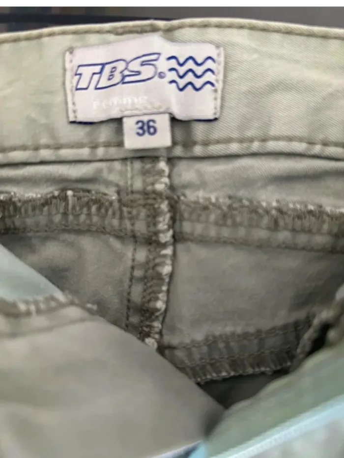 Short TBS taille 36 en parfait état - photo numéro 2