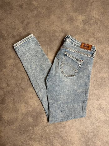 Jean femme Tommy Hilfiger mid rise slim W26 L30